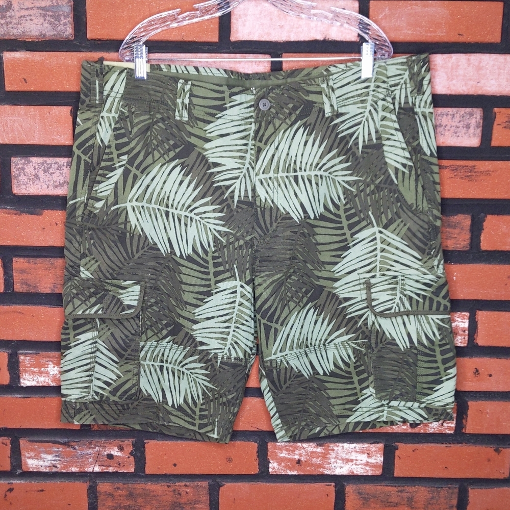 Men's Jungle Camo Utility Cargo Shorts 42 Flex Stretch Cotton Canvas Green New